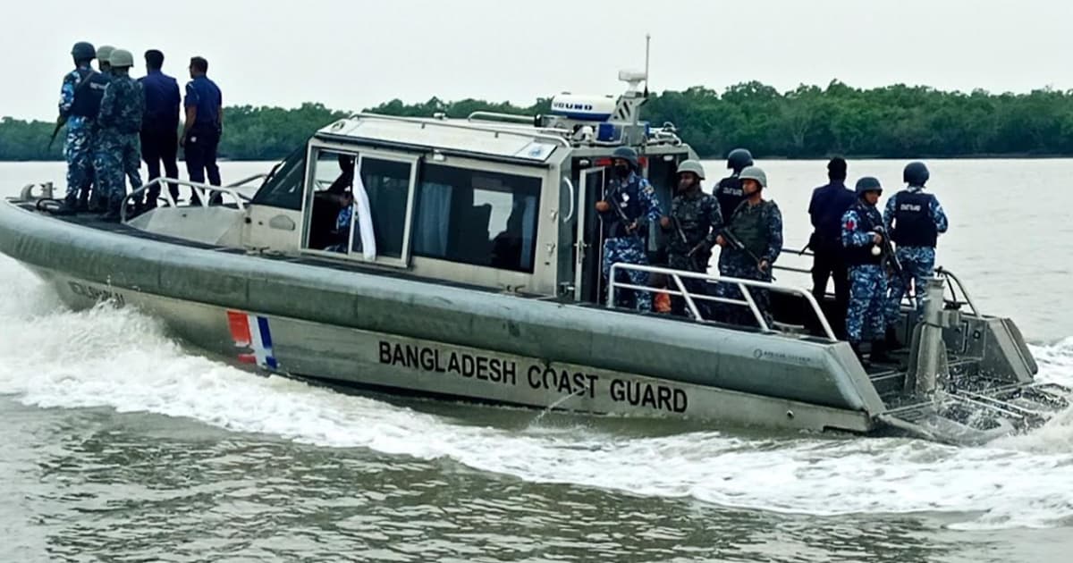দেড় বছরে ৬১ বনদস্যু আটক, আগ্নেয়াস্ত্র-পর্যটকসহ ৮১ বনজীবী উদ্ধার