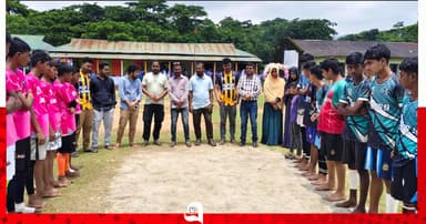 জাফলংয়ে মুসলিমনগর উচ্চ বিদ্যালয় আন্তঃশ্রেণী ফুটবল টুর্নামেন্টের উদ্বোধন