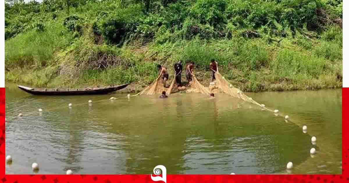 কাপ্তাই হ্রদে মধ্যরাত থেকে মাছ শিকার উন্মুক্ত, মানতে হবে ১০ শর্ত