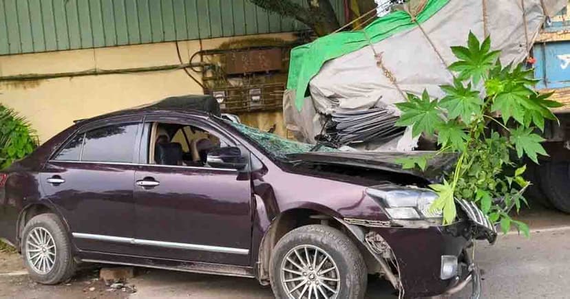 জামালপুরে ট্রাকের পেছনে প্রাইভেটকারের ধাক্কায় বিচারকের মৃত্যু