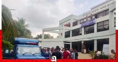 অটোরিকশা নিয়ে বেরিয়েছিলেন, ফিরলেন গলাকাটা লাশ হয়ে