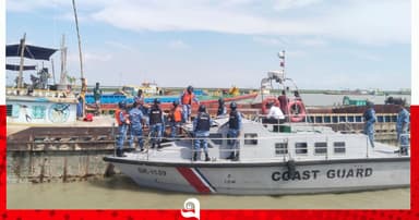 বালু উত্তোলনের বিরুদ্ধে কোস্ট গার্ডের অভিযান