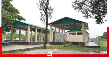 উদ্বোধনের পর তালাবদ্ধ ঈশ্বরদীর ১১ কোটির দুই মার্কেট