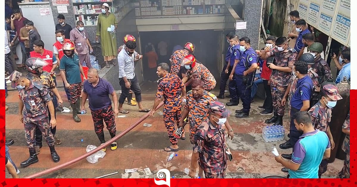 সাতক্ষীরায় হাসপাতালে লাগা আগুন নিয়ন্ত্রণে