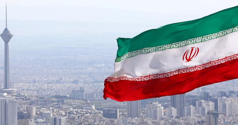 ইরান ছাড়তে নাগরিকদের নির্দেশ দিয়েছে বিভিন্ন দেশ