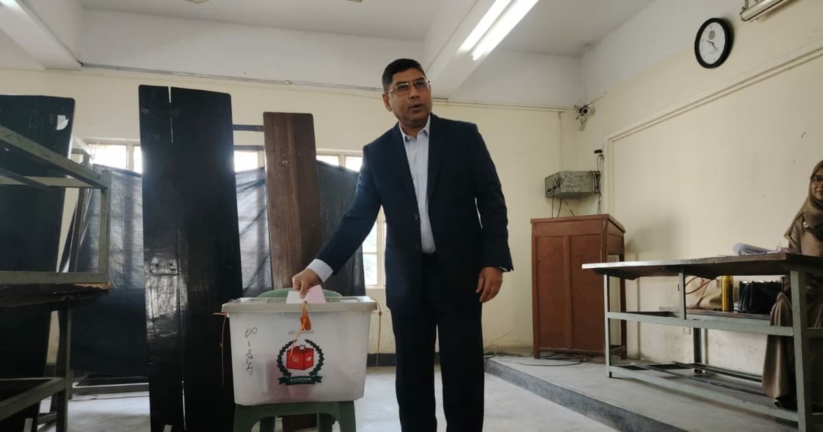 নির্ভয়ে ভোট দিতে বললেন সেনাপ্রধান