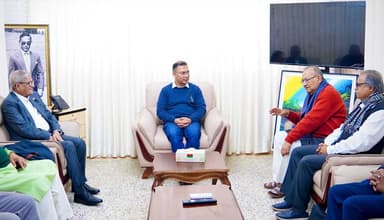 তারেক রহমানের সঙ্গে বাম জোটের শীর্ষ নেতাদের সাক্ষাৎ