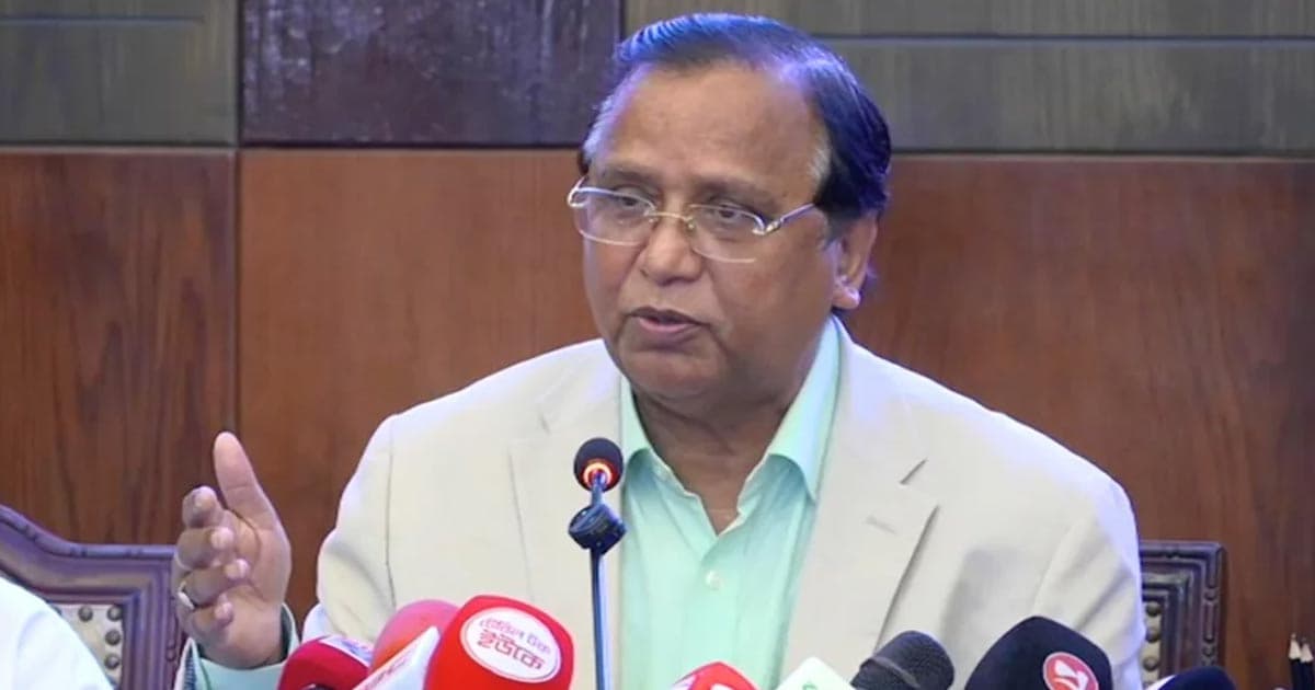 'ঢাকায় জলাবদ্ধতার প্রধান কারণ পলিথিন, ব্যবহার না কমলে সংকট কাটবে না'