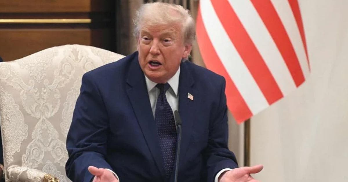 হরমুজ প্রণালি পাহারার বিনিময়ে অর্থ নেবে যুক্তরাষ্ট্র: ট্রাম্প