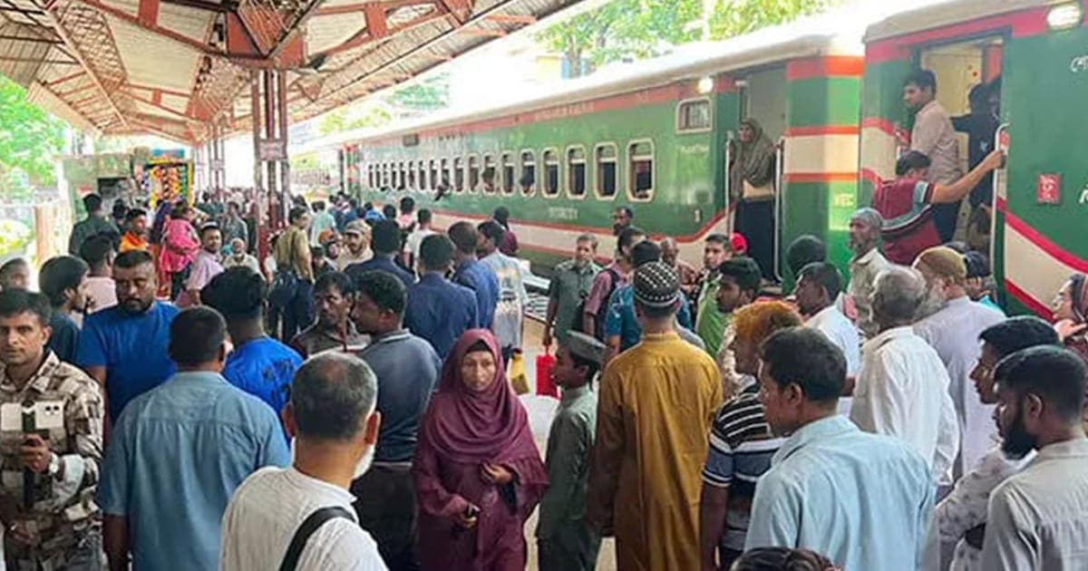 বাবা-ছেলেকে ছুরিকাঘাতের অভিযোগ