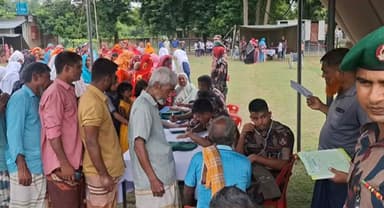 বিজিবির বিনামূল্যে চিকিৎসাসেবা ও ওষুধ বিতরণ