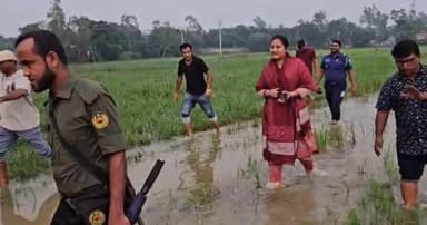 শাহজাদপুরে জুয়ার আসর থেকে ১৪ জুয়াড়ি আটক