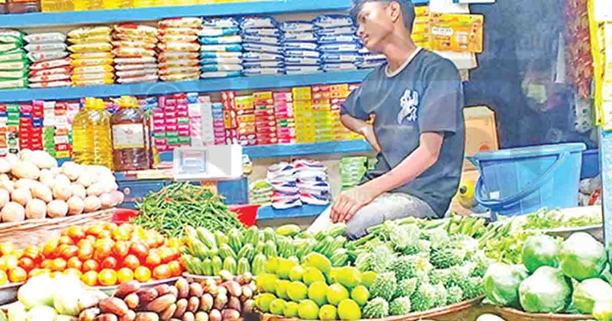 বাজারে গিয়ে হিসাব মেলে না ক্রেতার