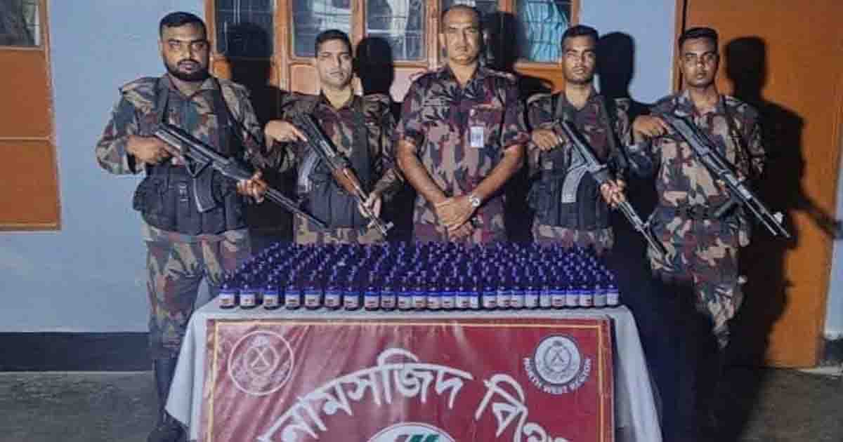 শিবগঞ্জ সীমান্তে ৫৯ বিজিবি’র জোড়া অভিযান, নেশাজাতীয় সিরাপ জব্দ