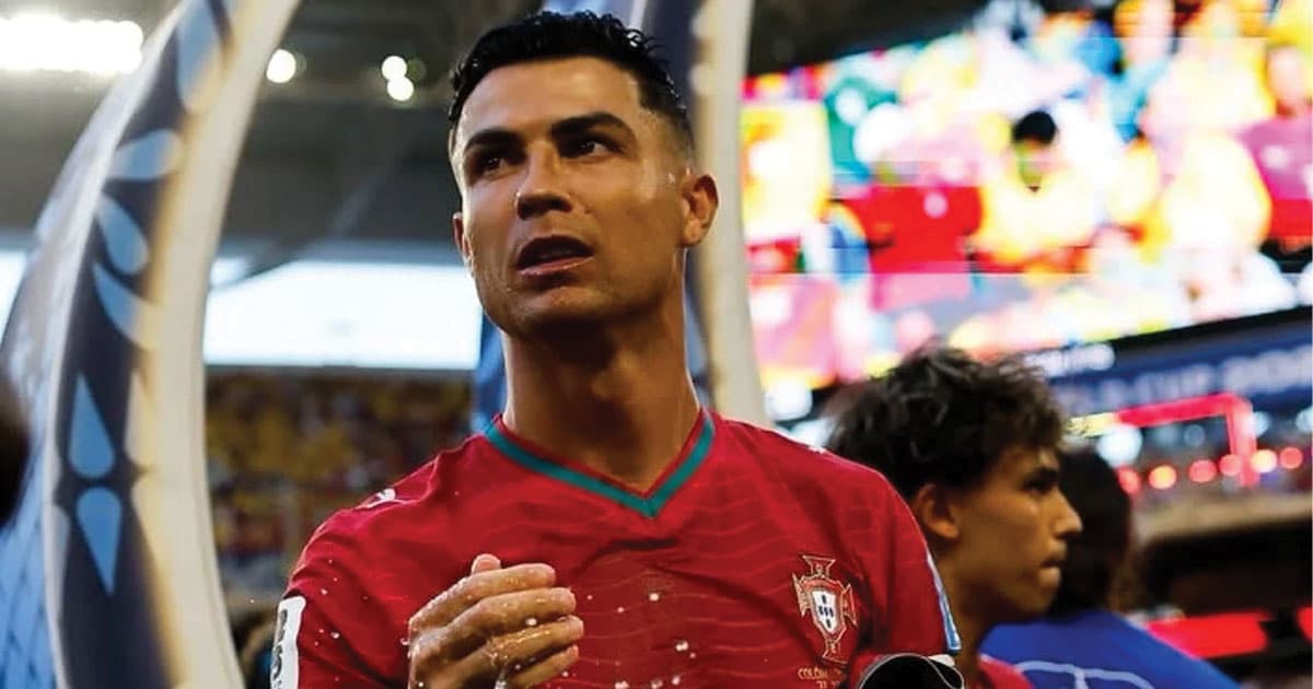 পর্তুগিজ কিংবদন্তি ক্রিস্তিয়ানো রোনালদোর জন্য এখনো সুযোগ রয়েছে, তবে তাকে দ্রুত গোলের খাতা খুলতে হবে। গ্রুপ পর্বে উজবেকিস্তানের বিপক্ষে ৫-০ গোলের জয়ে তিনি দুটি গোল করেছেন। পর্তুগাল টুর্নামেন্টে দীর্ঘ পথ পাড়ি দিতে চাইলে তাদের অধিনায়ককে আরও গোল করতে হবে।