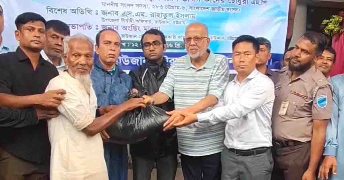 বন্যায় ক্ষতিগ্রস্ত ৫শত পরিবারের মাঝে খাদ্যসামগ্রী বিতরণ