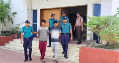 রাজশাহীতে নারী যাত্রীকে কুপিয়ে ছিনতাই, সিএনজিচালকসহ গ্রেপ্তার ২