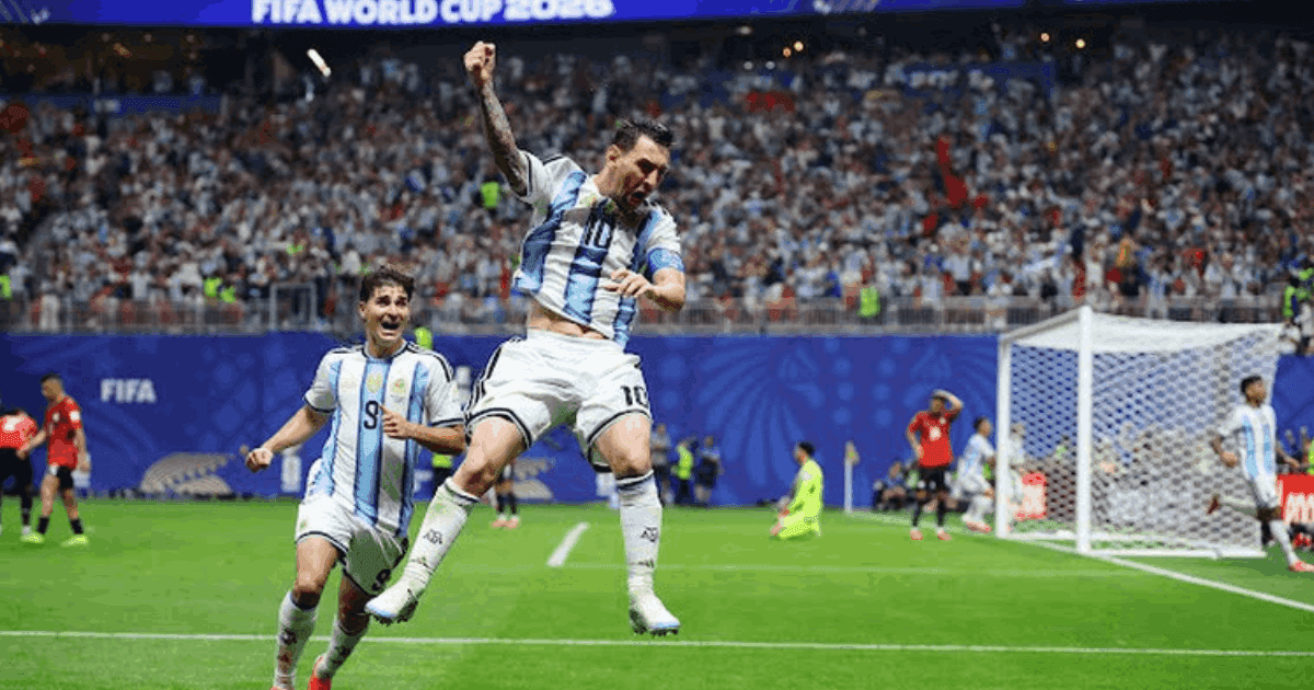 অবিশ্বাস্য প্রত্যাবর্তনে কোয়ার্টার ফাইনালে আর্জেন্টিনা