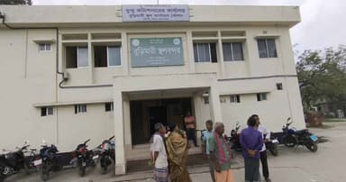 ভারতের ট্যুরিস্ট ভিসা চালু, বুড়িমারী স্থলবন্দরে স্বস্তি