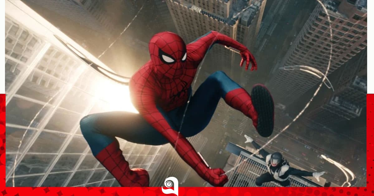 ‘স্পাইডারম্যান’দেখতে টিকিটের জন্য দীর্ঘ লাইন