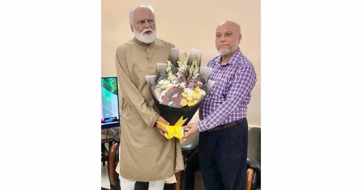 বাকৃবি ভাইস-চ্যান্সেলরের সঙ্গে প্রতিমন্ত্রীর সাক্ষাৎ