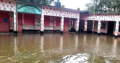 হালদা নদীর জোয়ারে রাউজানের বিস্তীর্ণ এলাকা প্লাবিত