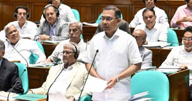 কৃষিতে স্মার্ট প্রযুক্তির ব্যবহার বাড়াচ্ছে সরকার : প্রধানমন্ত্রী