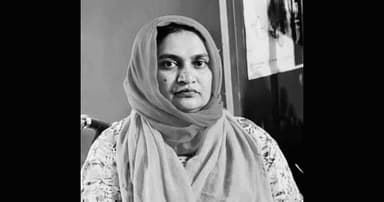 বিরামপুরে বাস চাপায় সাংবাদিকের স্ত্রী নিহত