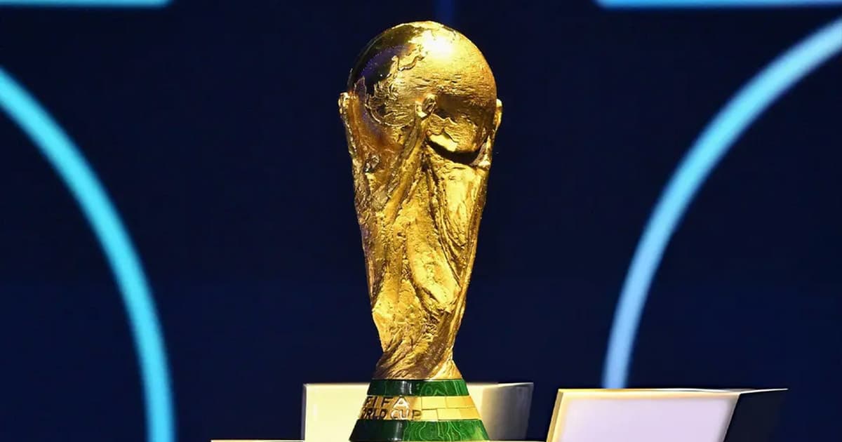 বিশ্বকাপ ট্রফিতে কতটুকু স্বর্ণ, দাম কত