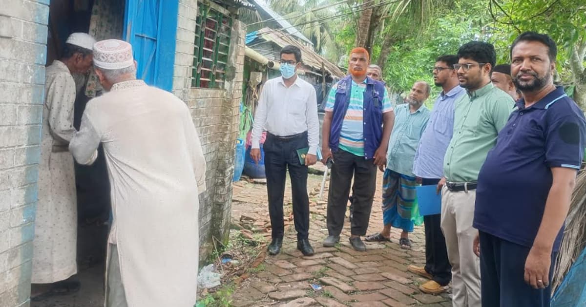 আদালতের নির্দেশে মঠবাড়ীয়ায় জমি পুনরুদ্ধার, ভোগদখলকারী উচ্ছেদ