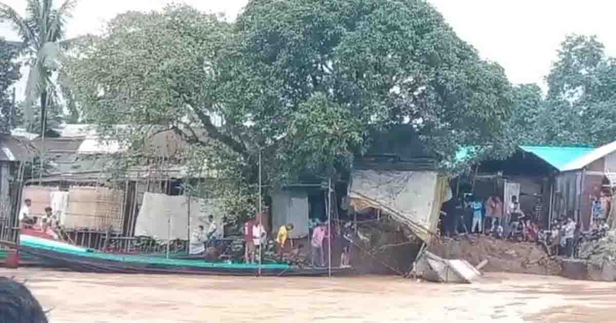 তাহিরপুরে পাহাড়ি ঢলে ঘর ভেসে মানসিক প্রতিবন্ধী যুবক নিখোঁজ