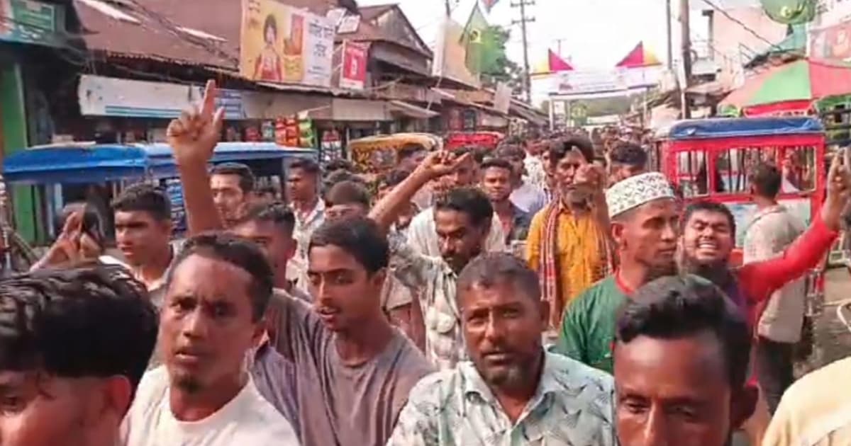 তাহিরপুরে ফেসবুকে কটূক্তির জেরে উত্তেজনা, ঘরবাড়ি-মন্দিরে হামলা
