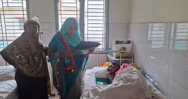 মানবিক কাজ করে প্রশংসায় ভাসছেন নরসিংদীর ইউএনও