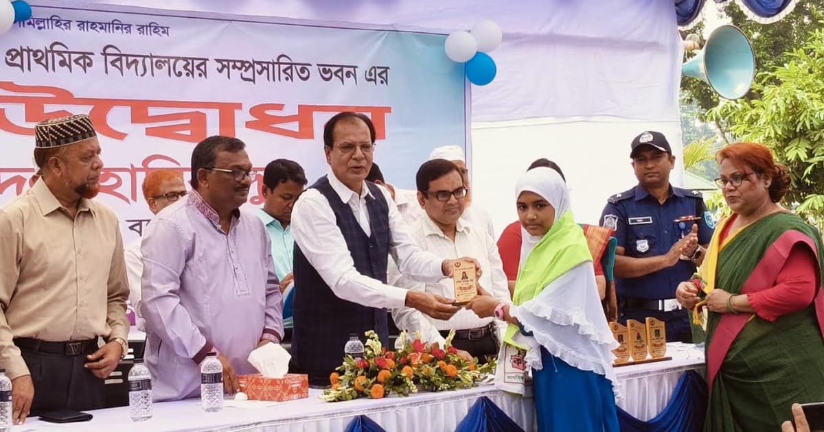 ‘খালেদা জিয়ার হাত ধরেই শিক্ষার আধুনিকায়নের ভিত্তি রচিত হয়েছে’