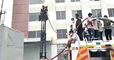 গাজীপুরের পোশাক কারখানার আগুন নিয়ন্ত্রণে