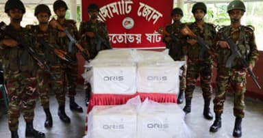 রাঙামাটিতে সেনাবাহিনীর অভিযানে ভারতীয় সিগারেট উদ্ধার