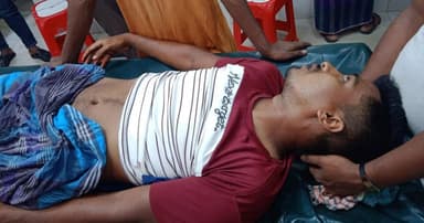 নোয়াখালীতে প্রকাশ্যে যুবককে গুলি