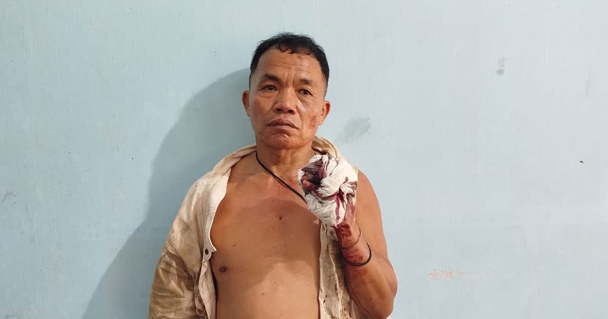 অস্ত্র ও চাঁদাবাজির সরঞ্জামাদিসহ ইউপিডিএফের  কমান্ডার আটক