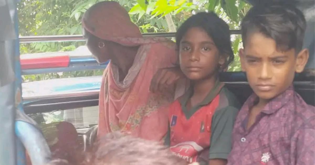 মায়ের নিথর দেহ, পলাতক বাবা: অনিশ্চয়তায় তিন শিশুর ভবিষ্যৎ