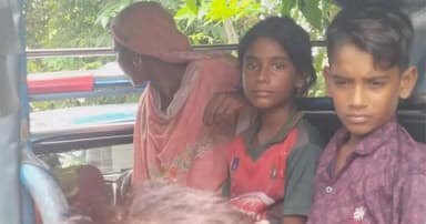 মায়ের নিথর দেহ, পলাতক বাবা: অনিশ্চয়তায় তিন শিশুর ভবিষ্যৎ