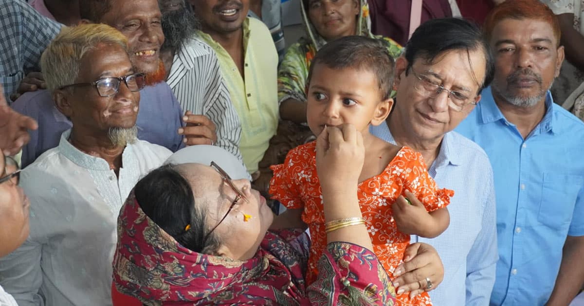 বরিশালে জাতীয় ভিটামিন ‘এ’ প্লাস ক্যাম্পেইন শুরু