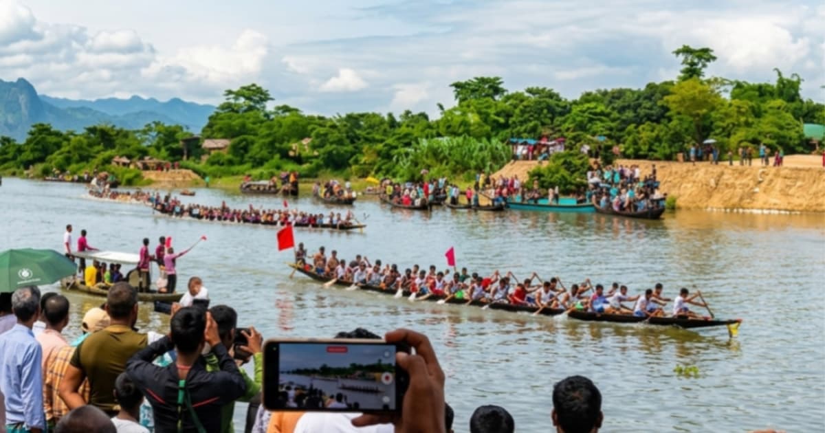 কোম্পানীগঞ্জে ঐতিহ্যবাহী নৌকা বাইচ অনুষ্ঠিত