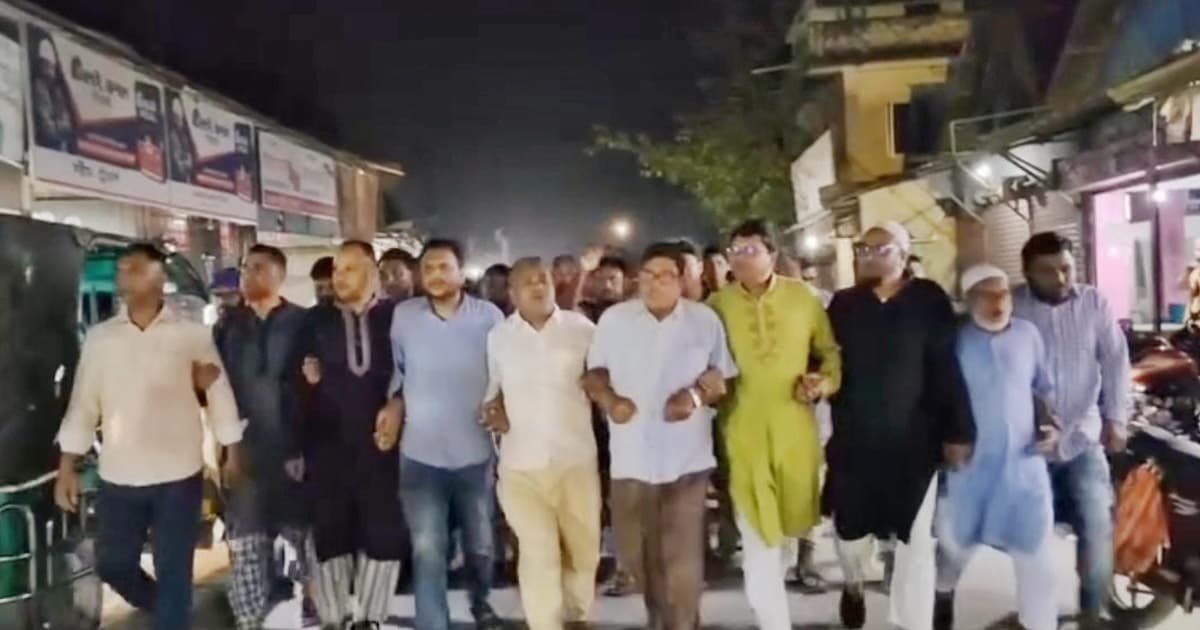 দিনাজপুরে প্রধানমন্ত্রীর আগমন উপলক্ষে বিএনপির আনন্দ মিছিল