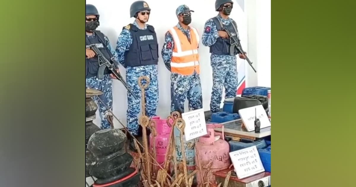 সুন্দরবনের বনদস্যু ছোট সুমন বাহিনীর আস্তানায় অভিযান