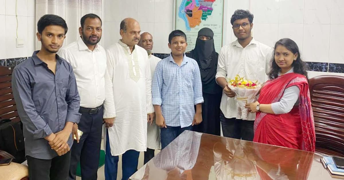 বিশ্ব রেকর্ড গড়া সিফাতকে ইউএনও’র সংবর্ধনা