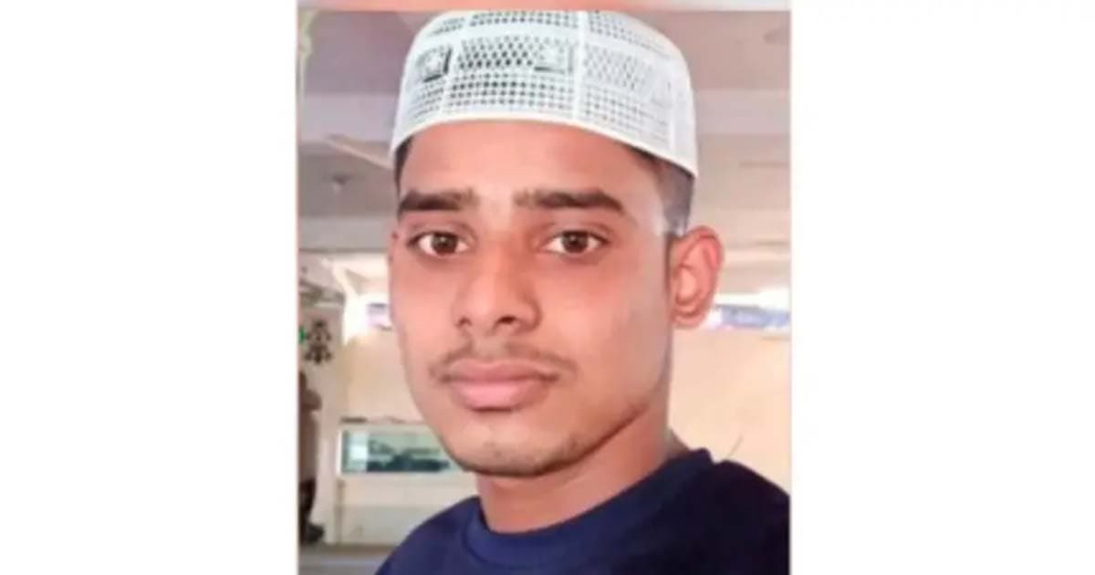 গাছে ঝুলন্ত যুবকের মরদেহ উদ্ধার
