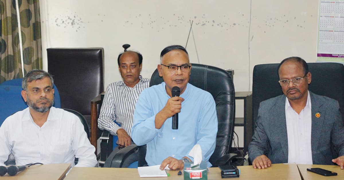 জুলাই বিরোধী ৩৩ শিক্ষার্থীর ভবিষ্যৎ নিয়ে যা বললেন নবনিযুক্ত ইবি উপাচার্য
