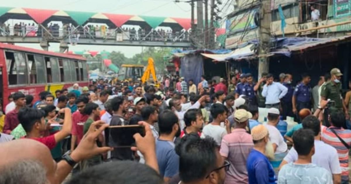 ঢাকা-চট্টগ্রাম মহাসড়কে উচ্ছেদ অভিযান সওজের