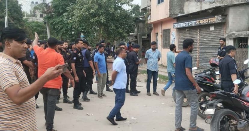 নারায়ণগঞ্জে র‍্যাবের ওপর হামলা, আহত ৩