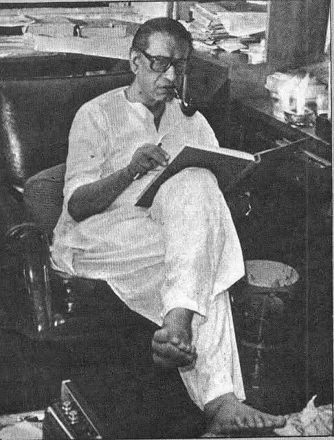 তিনি মোট ৩৭টি পূর্ণদৈর্ঘ্য, স্বল্পদৈর্ঘ্য ও তথ্যচিত্র নির্মাণ করেছেন এবং চলচ্চিত্রে চিত্রনাট্য, সঙ্গীত, সম্পাদনা, শিল্প নির্দেশনাসহ সবকিছুতে সক্রিয় ভূমিকা রেখেছেন।